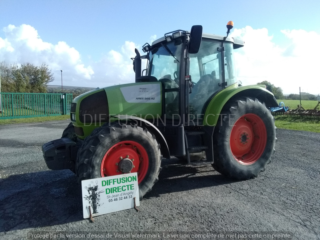 CLAAS TRACTEUR AGRICOLE ARES 566 RZ - Farm tractor: picture 1 CLAAS TRACTEUR AGRICOLE ARES 566 RZ - Farm tractor: picture 1