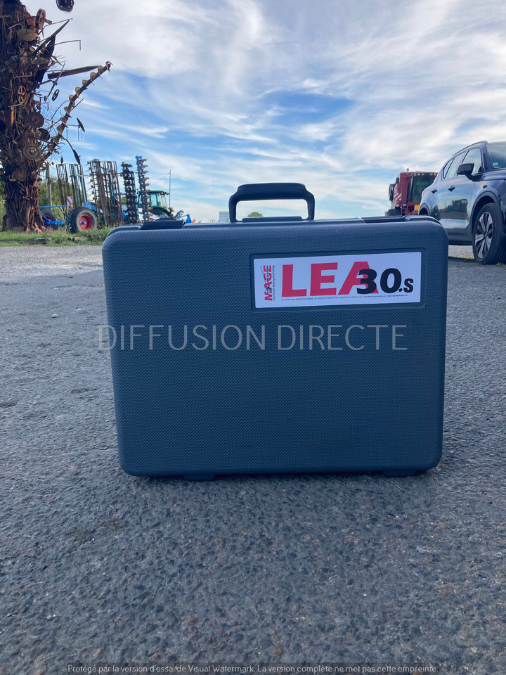 MAGE ATTACHEUR ELECTRIQUE LEA 30.S - Construction equipment: picture 2 MAGE ATTACHEUR ELECTRIQUE LEA 30.S - Construction equipment: picture 2