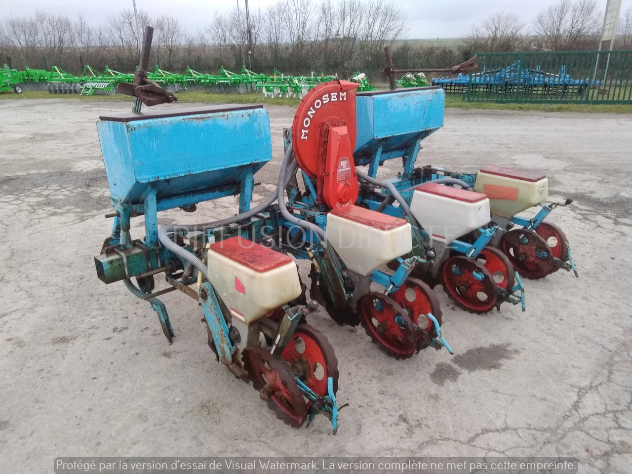 MONOSEM SEMOIR MONOGRAINE PNU - Precision sowing machine: picture 1 MONOSEM SEMOIR MONOGRAINE PNU - Precision sowing machine: picture 1