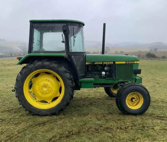 1988 John Deere 2650 2wd tractor - Farm tractor: picture 1 1988 John Deere 2650 2wd tractor - Farm tractor: picture 1