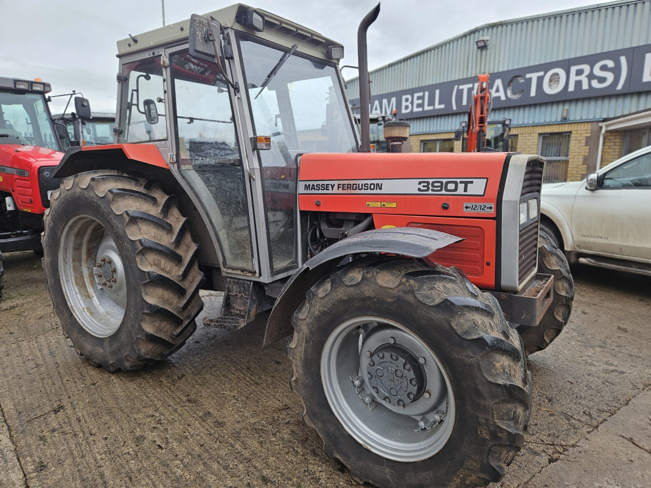 1993 MF 390T 4wd tractor, good off farm condition - Farm tractor: picture 1 1993 MF 390T 4wd tractor, good off farm condition - Farm tractor: picture 1