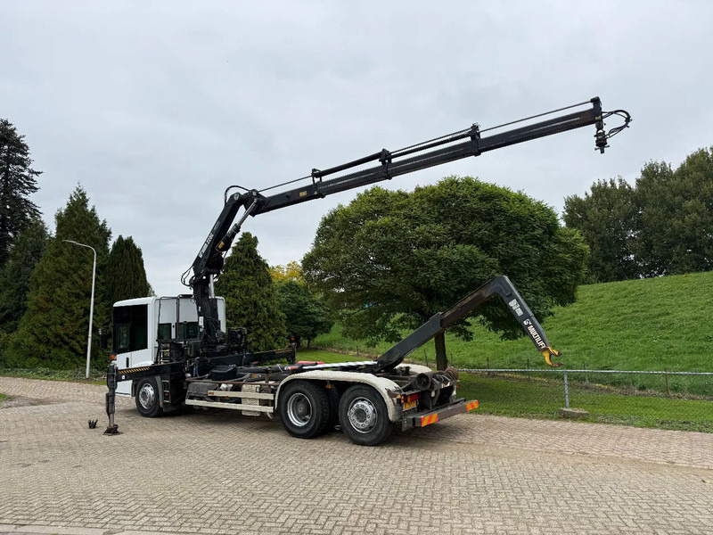 Mercedes-Benz Econic Hiab 220-Hooklift-6x2-Remote - Crane truck: picture 3 Mercedes-Benz Econic Hiab 220-Hooklift-6x2-Remote - Crane truck: picture 3