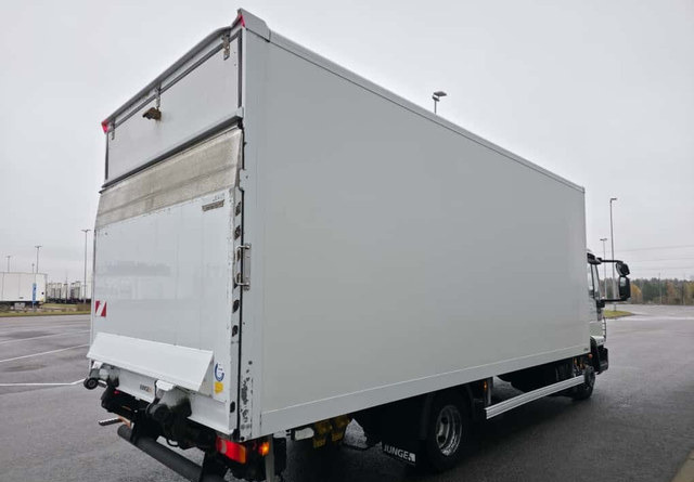 IvecoEurocargo - Box truck: picture 4 IvecoEurocargo - Box truck: picture 4