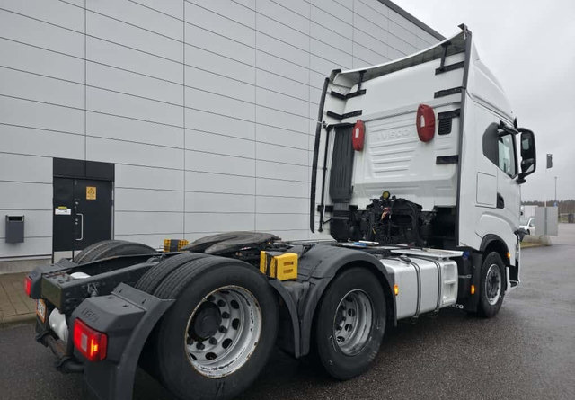 IvecoS-Way 480 6x2 Hieno! - Tractor unit: picture 5 IvecoS-Way 480 6x2 Hieno! - Tractor unit: picture 5