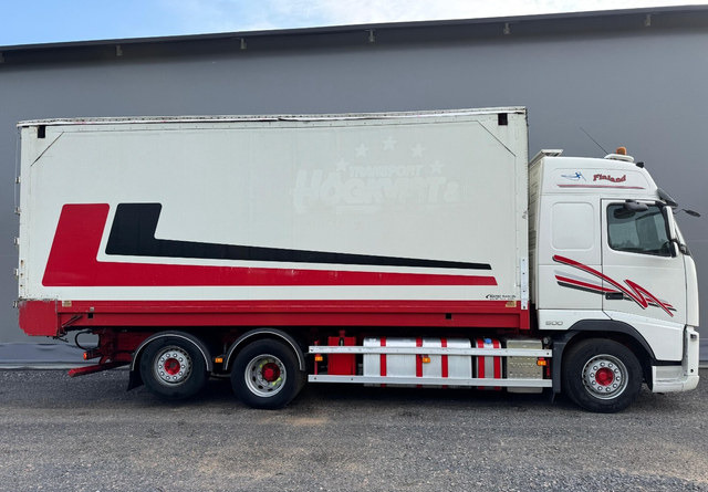 VolvoFH13 500 6x2 Ketjupurku + Rahtikaappi - Box truck: picture 5 VolvoFH13 500 6x2 Ketjupurku + Rahtikaappi - Box truck: picture 5