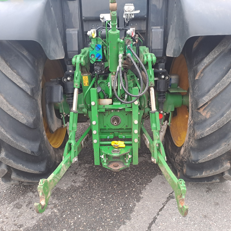 JOHN DEERE 6120R CON CARICATORE FRONTALE 623 M - Farm tractor: picture 5 JOHN DEERE 6120R CON CARICATORE FRONTALE 623 M - Farm tractor: picture 5