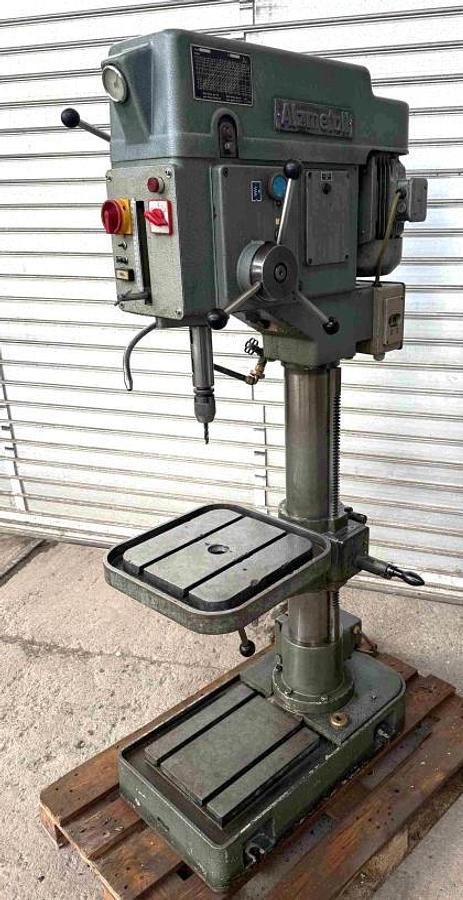 Säulenbohrmaschine ALZMETALL - Pillar drill: picture 1 Säulenbohrmaschine ALZMETALL - Pillar drill: picture 1