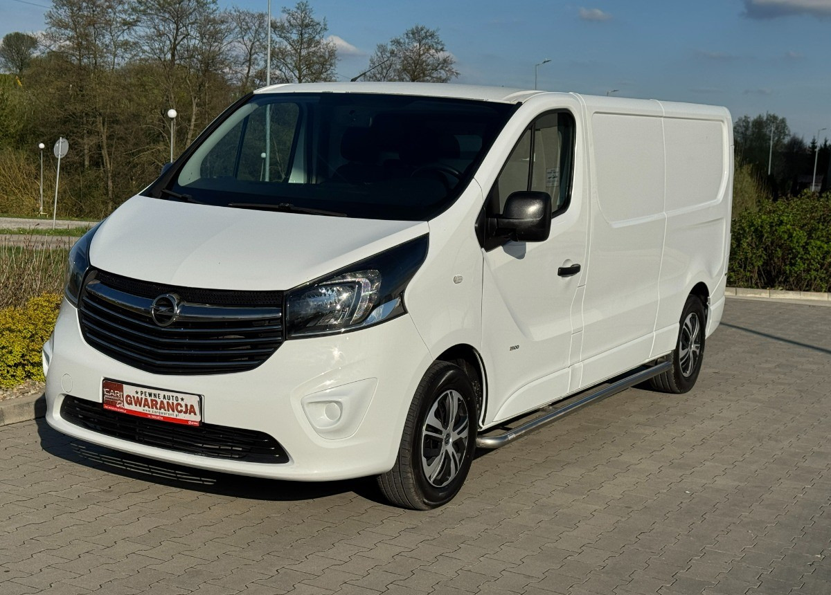 Opel Vivaro L2H1 LONG Zderzak listwy kolor Klimatyzacja Sprowadzony BRUTTO CENA - Panel van: picture 2 Opel Vivaro L2H1 LONG Zderzak listwy kolor Klimatyzacja Sprowadzony BRUTTO CENA - Panel van: picture 2