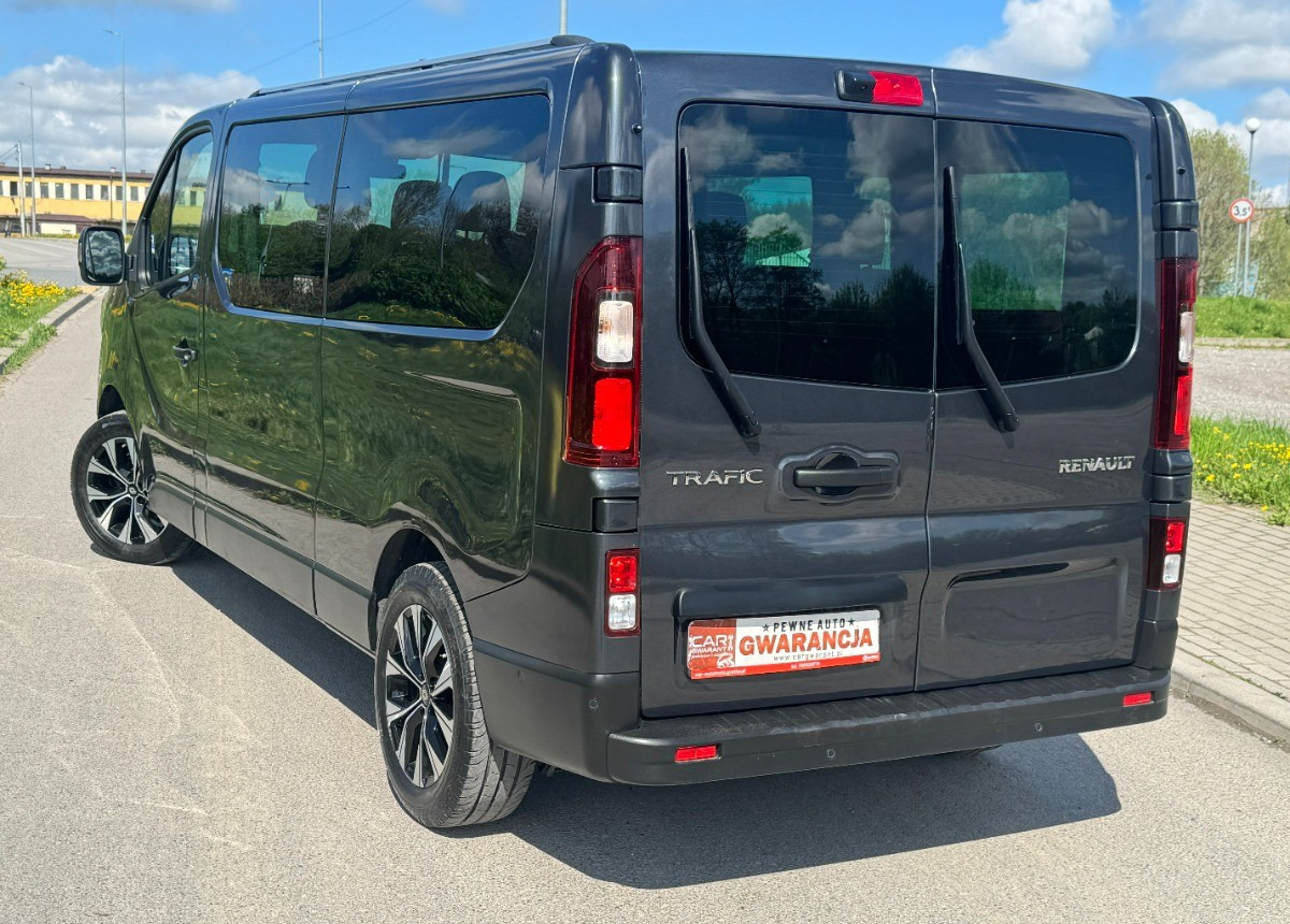 Renault Trafic 2.0 DCI 150 KM Kamera LED Nawiewy Long - Passenger van: picture 3 Renault Trafic 2.0 DCI 150 KM Kamera LED Nawiewy Long - Passenger van: picture 3