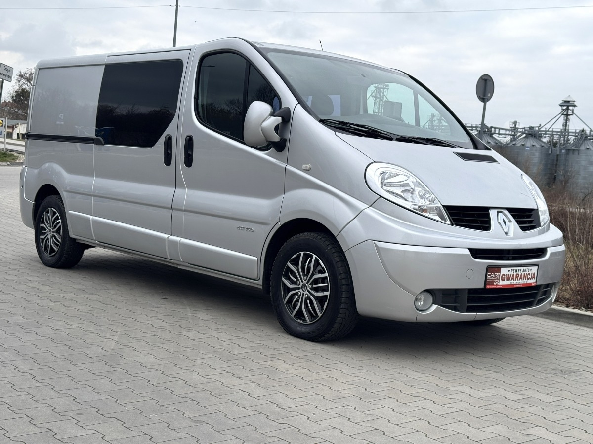 Renault Trafic 2.5 DCI 150KM L2 LONG Brygadówka Niski przebieg JAK NOWY NAVI - Combi van: picture 1 Renault Trafic 2.5 DCI 150KM L2 LONG Brygadówka Niski przebieg JAK NOWY NAVI - Combi van: picture 1