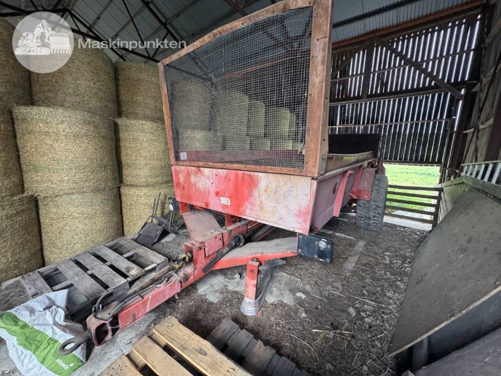 Agrostroj Pelhrimov RUR 55 - Manure spreader: picture 1 Agrostroj Pelhrimov RUR 55 - Manure spreader: picture 1