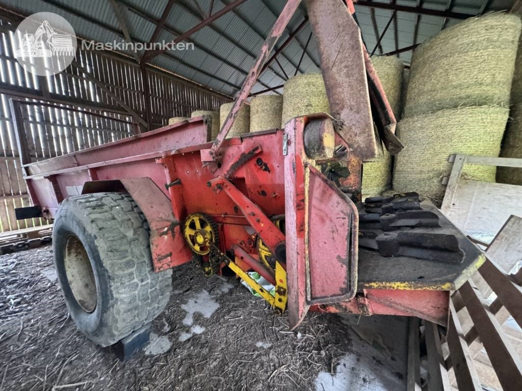 Agrostroj Pelhrimov RUR 55 - Manure spreader: picture 2 Agrostroj Pelhrimov RUR 55 - Manure spreader: picture 2