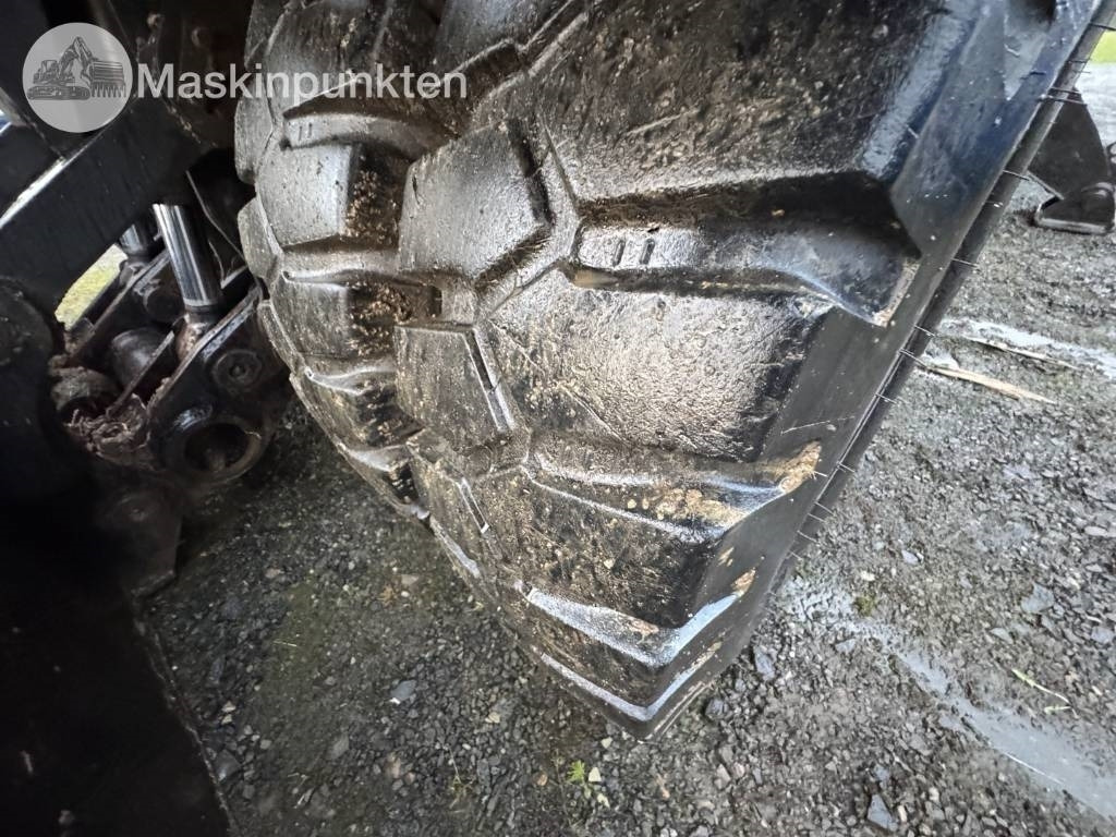 Hitachi ZX 140 W-3 Med vagn och redskap! - Wheel excavator: picture 5 Hitachi ZX 140 W-3 Med vagn och redskap! - Wheel excavator: picture 5