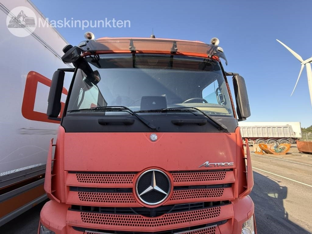 Refrigerator truck Mercedes-Benz Actros 2551: picture 37 Refrigerator truck Mercedes-Benz Actros 2551: picture 37