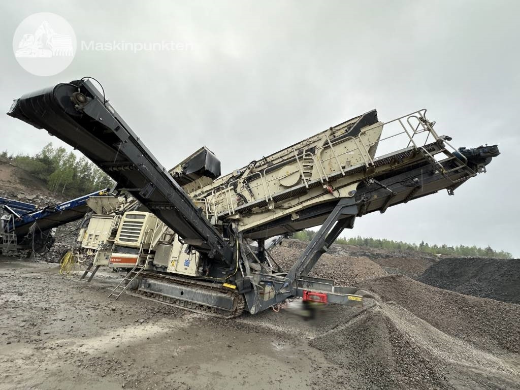 Mobile crusher Metso LT 330 D: picture 11 Mobile crusher Metso LT 330 D: picture 11