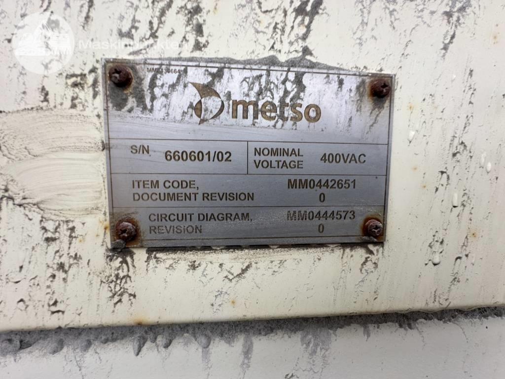 Mobile crusher Metso LT 330 D: picture 20 Mobile crusher Metso LT 330 D: picture 20