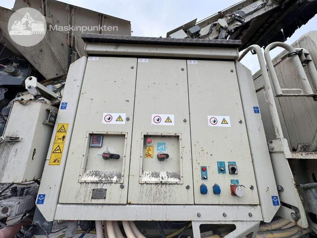 Mobile crusher Metso LT 330 D: picture 19 Mobile crusher Metso LT 330 D: picture 19