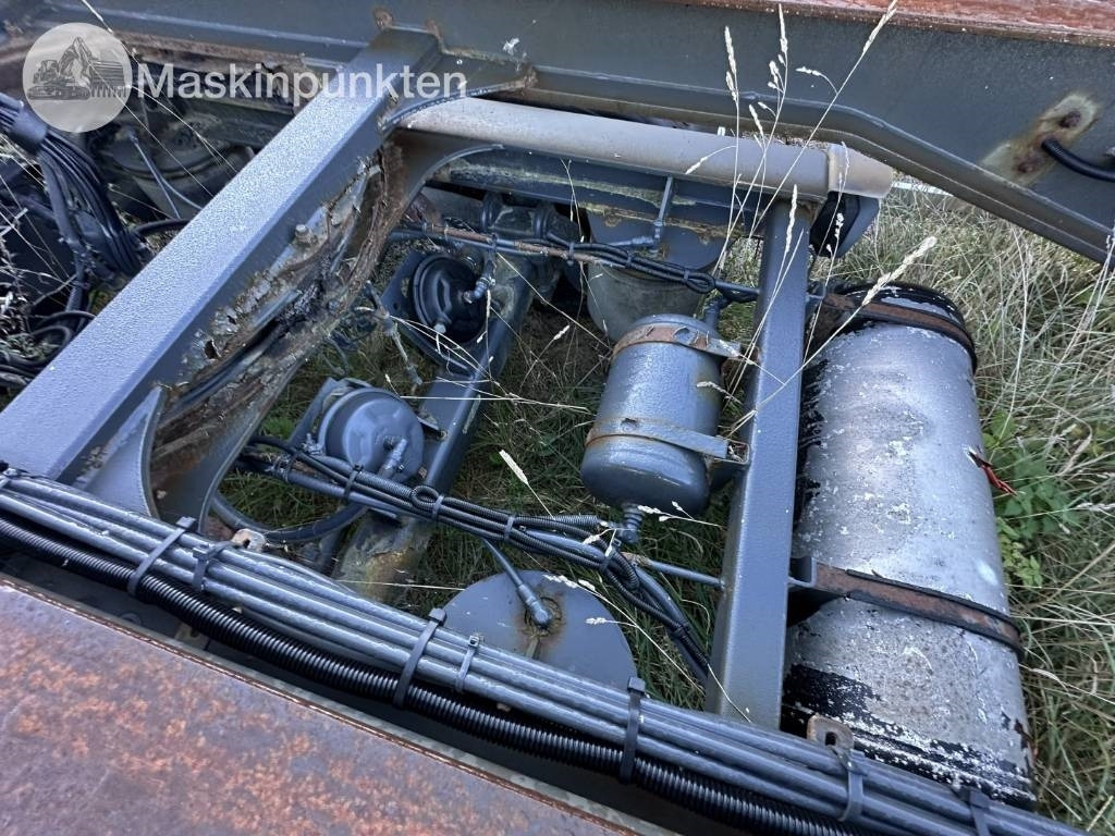 Mjölbysläpet SFL4-12,5-3 - Roll-off/ Skip trailer: picture 2 Mjölbysläpet SFL4-12,5-3 - Roll-off/ Skip trailer: picture 2