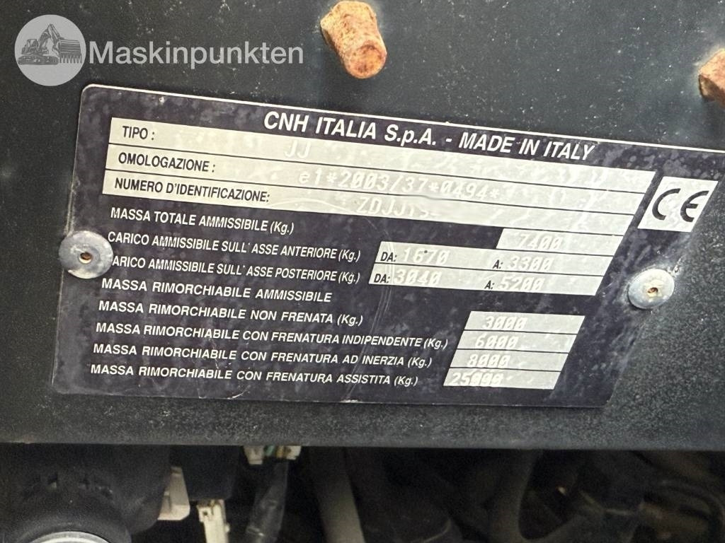 Farm tractor New Holland T 5.95: picture 49 Farm tractor New Holland T 5.95: picture 49