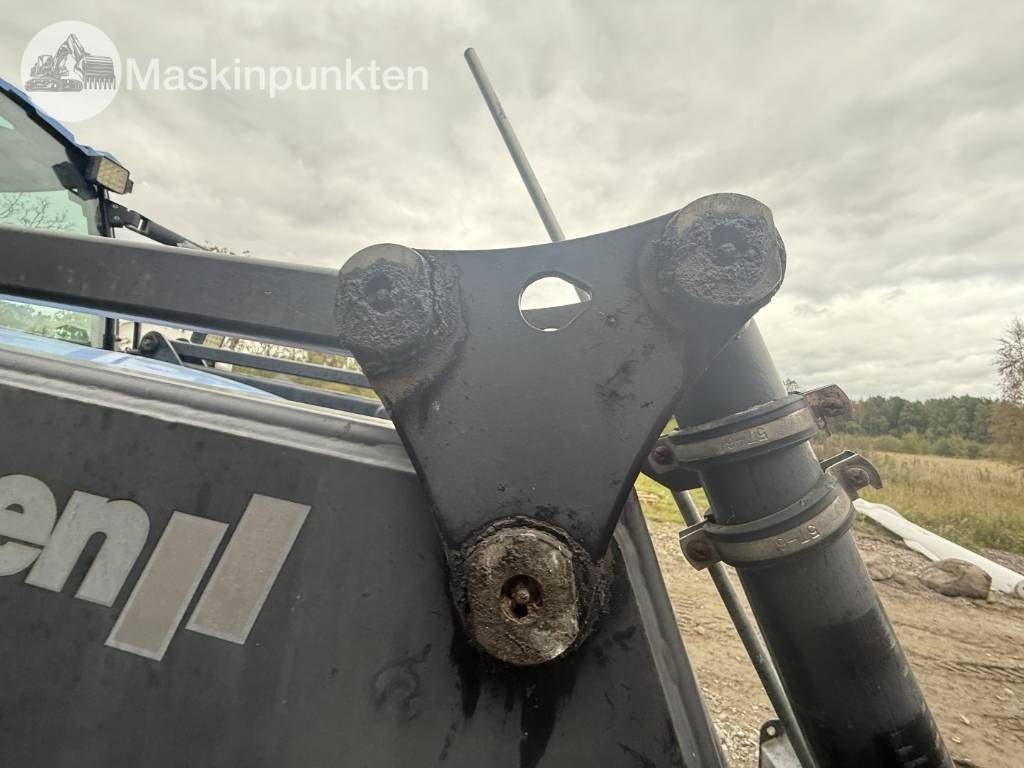 Farm tractor New Holland T 5.95: picture 40 Farm tractor New Holland T 5.95: picture 40