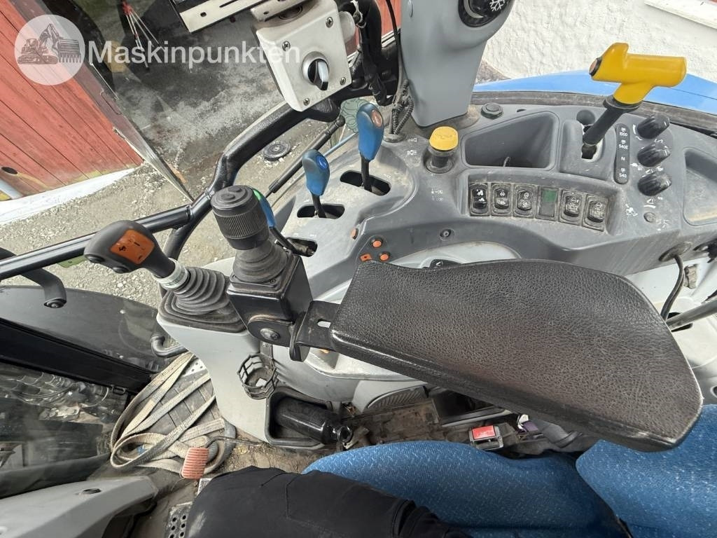 Farm tractor New Holland T 5.95: picture 14 Farm tractor New Holland T 5.95: picture 14