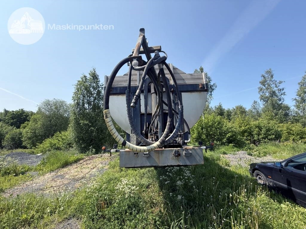 Parator STI 17-24 - Tipper semi-trailer: picture 2 Parator STI 17-24 - Tipper semi-trailer: picture 2