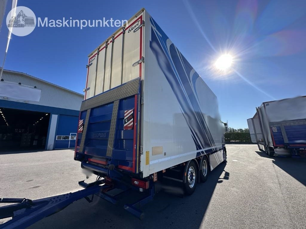 Scania R 520  - Box truck: picture 5 Scania R 520  - Box truck: picture 5