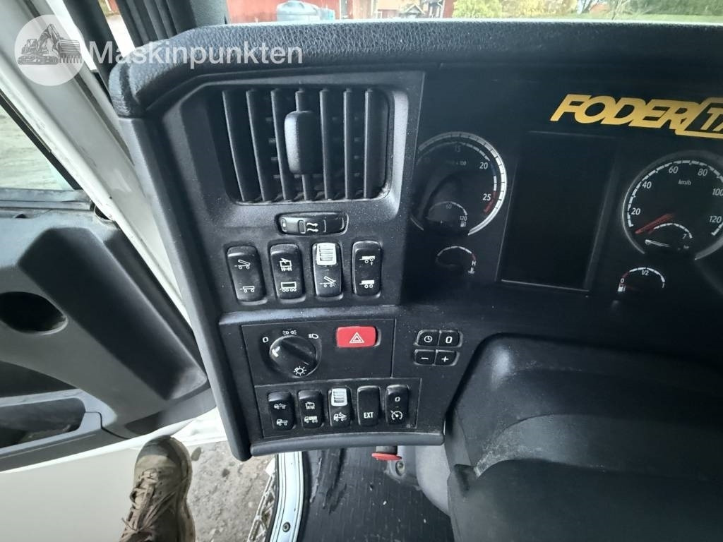 Box truck Scania R 580: picture 44