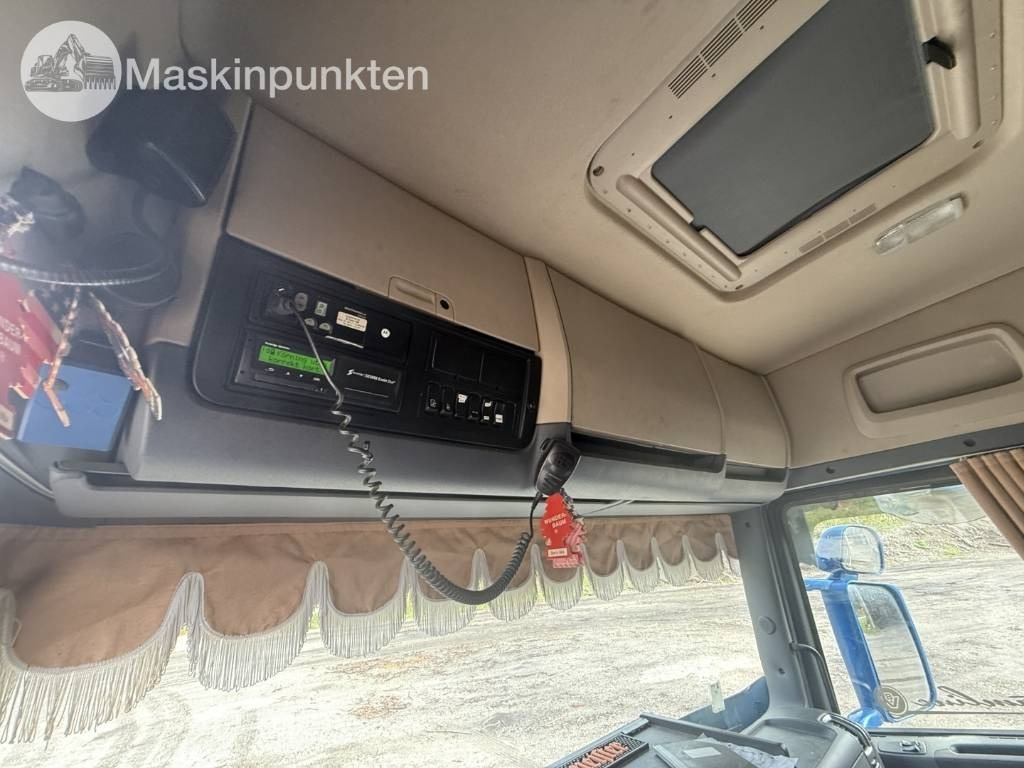 Cab chassis truck Scania R 580: picture 13