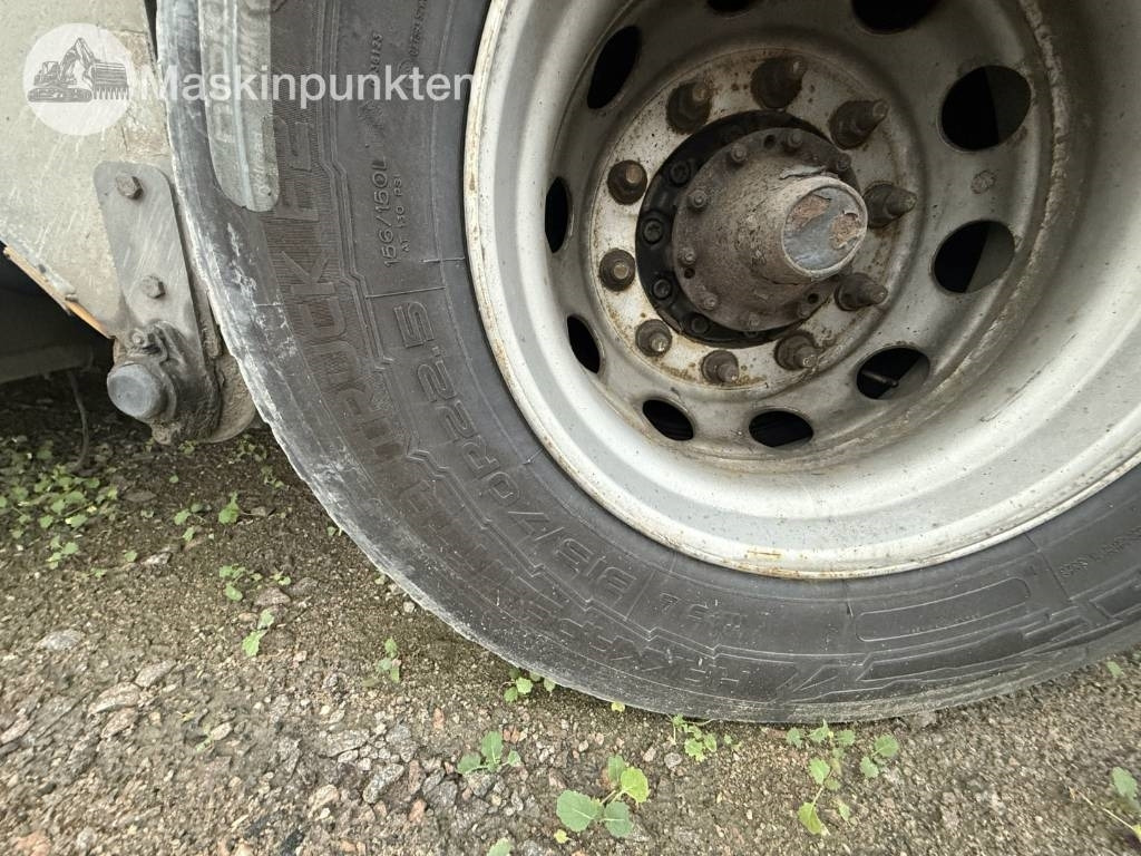 Box truck Scania R 580: picture 17