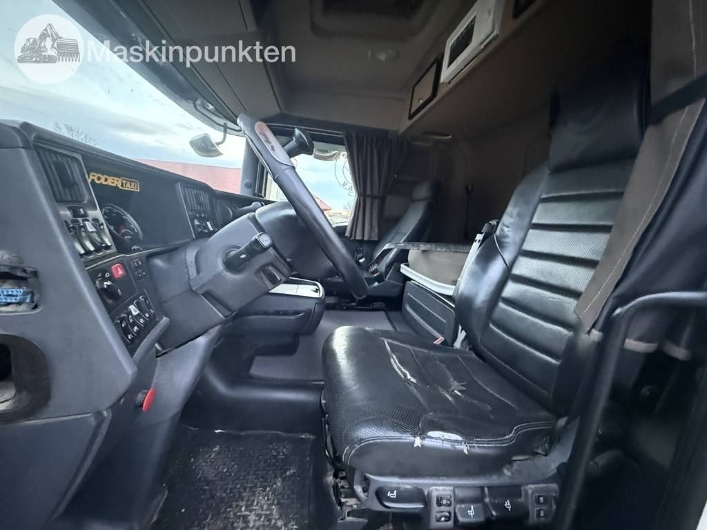 Box truck Scania R 580: picture 42