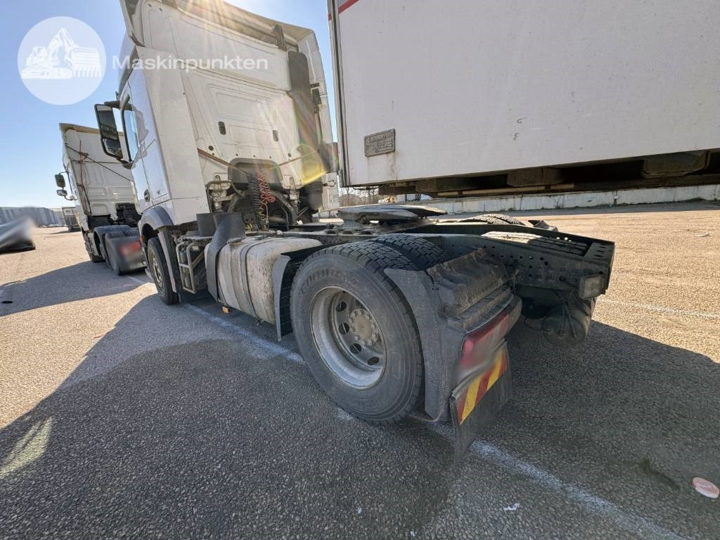 Mercedes-Benz Actros 1843 - Tractor unit: picture 4 Mercedes-Benz Actros 1843 - Tractor unit: picture 4
