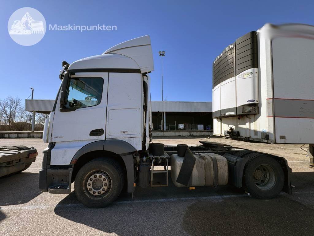 Mercedes-Benz Actros 1843 - Tractor unit: picture 3 Mercedes-Benz Actros 1843 - Tractor unit: picture 3