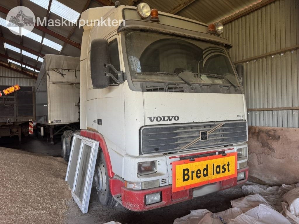 Volvo FH 12 - Tractor unit: picture 2 Volvo FH 12 - Tractor unit: picture 2