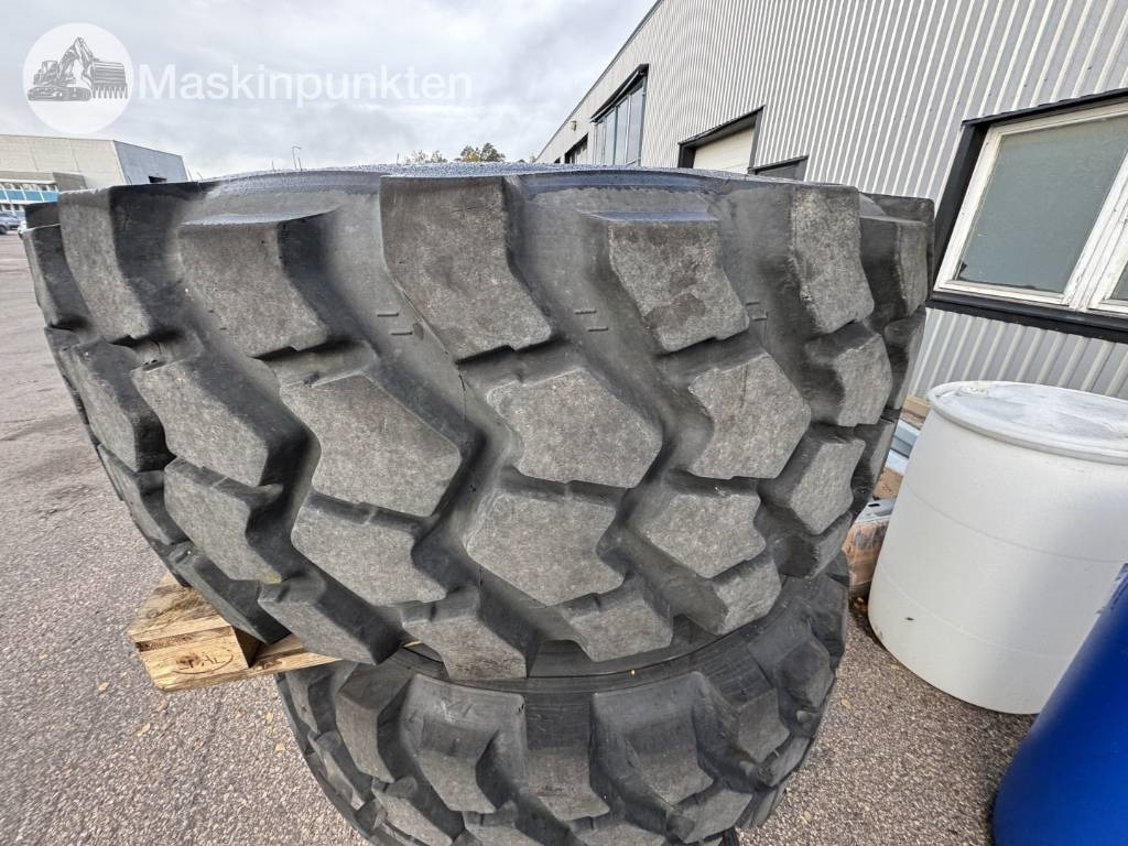 Trelleborg EMR1030 - Tire for Construction machinery: picture 4 Trelleborg EMR1030 - Tire for Construction machinery: picture 4