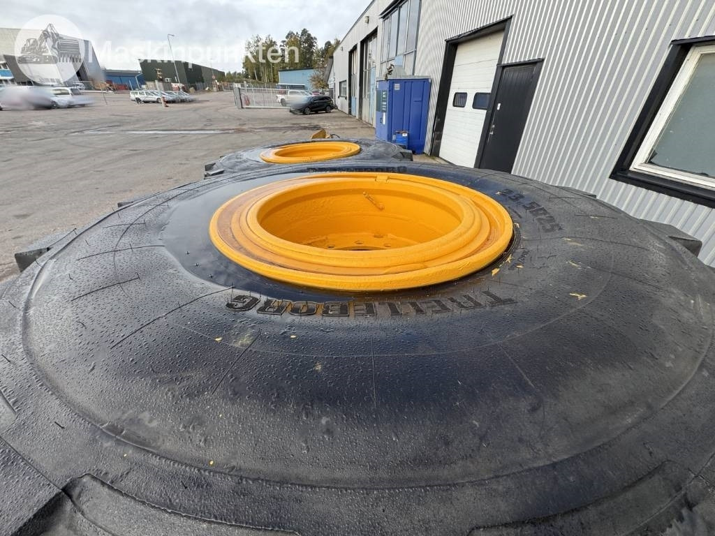 Trelleborg EMR1030 - Tire for Construction machinery: picture 5 Trelleborg EMR1030 - Tire for Construction machinery: picture 5
