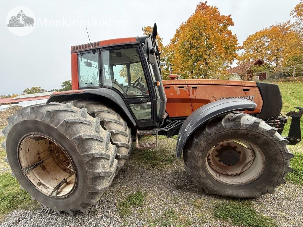 Valtra Valmet 8350-4 - Farm tractor: picture 4 Valtra Valmet 8350-4 - Farm tractor: picture 4