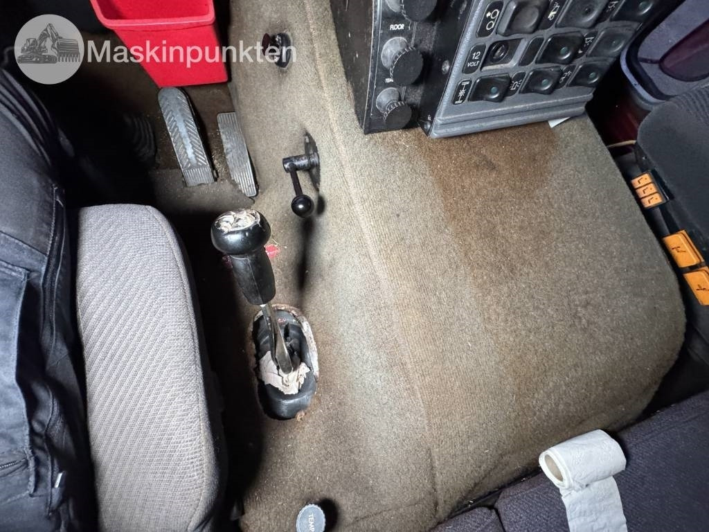 Tipper Volvo F 89-42: picture 46