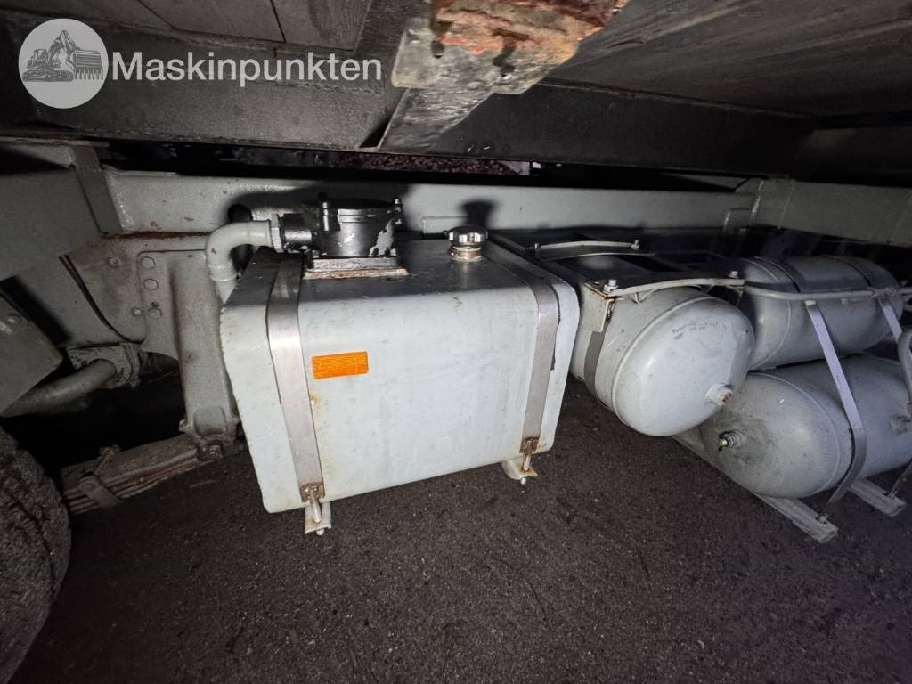 Tipper Volvo F 89-42: picture 28