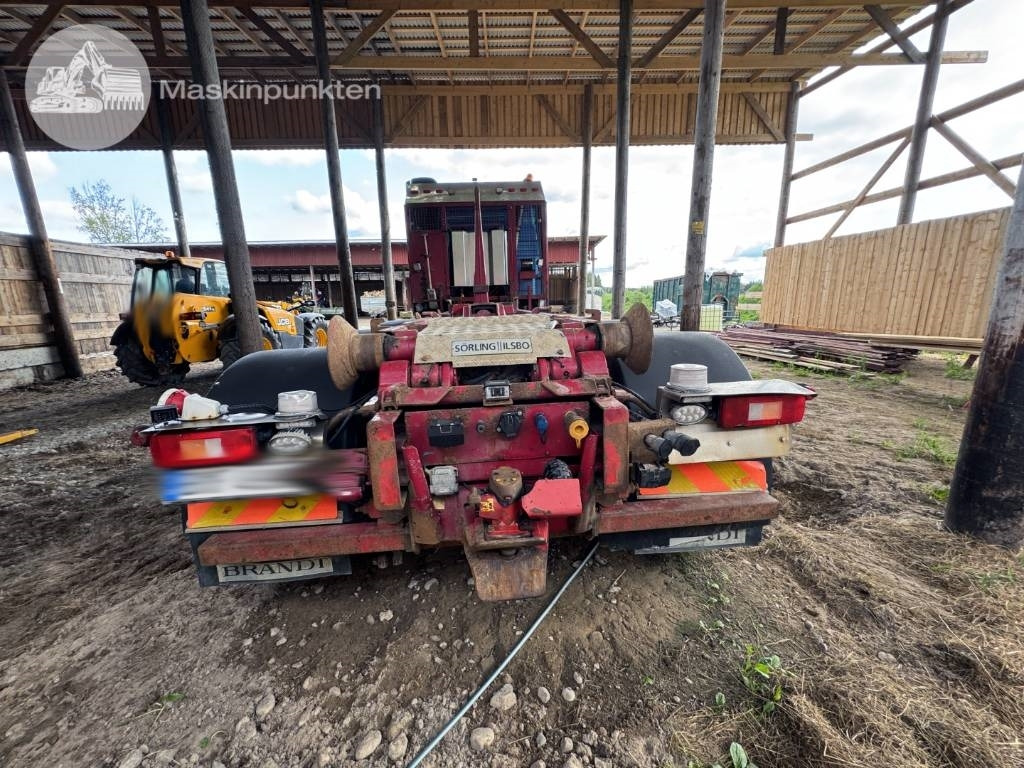 Volvo FH 16 550 - Hook lift truck: picture 3 Volvo FH 16 550 - Hook lift truck: picture 3