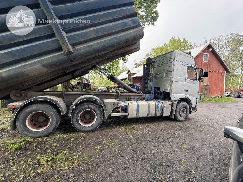 Volvo FH 16 660 - Hook lift truck: picture 4 Volvo FH 16 660 - Hook lift truck: picture 4
