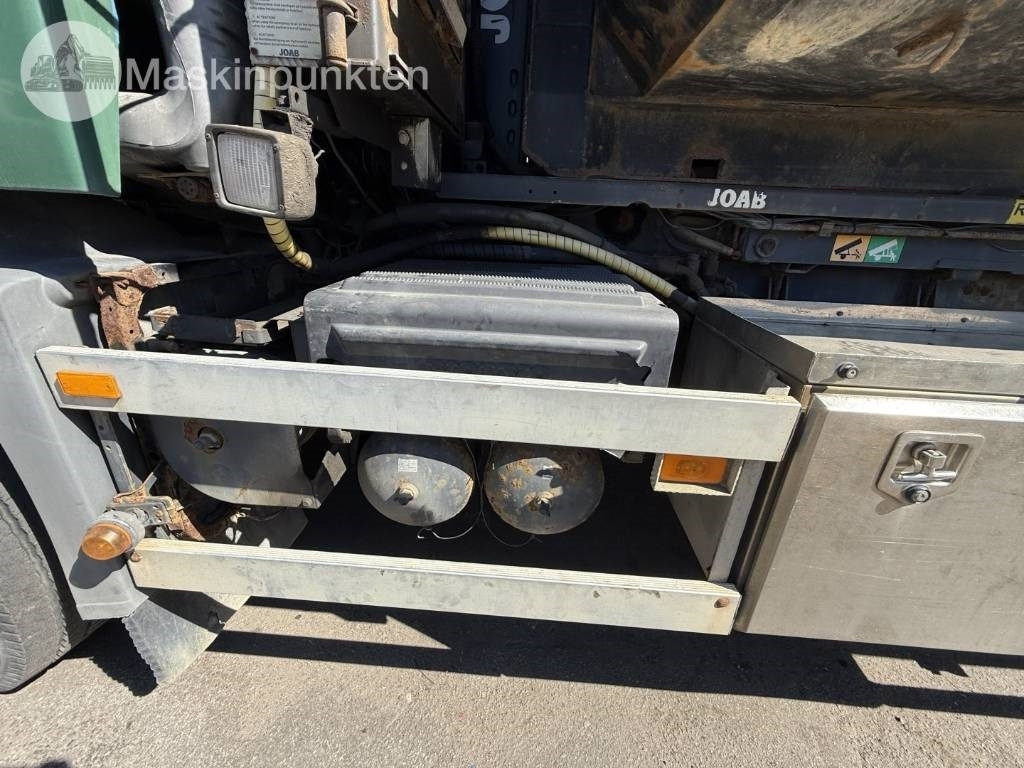 Hook lift truck Volvo FH 520: picture 33