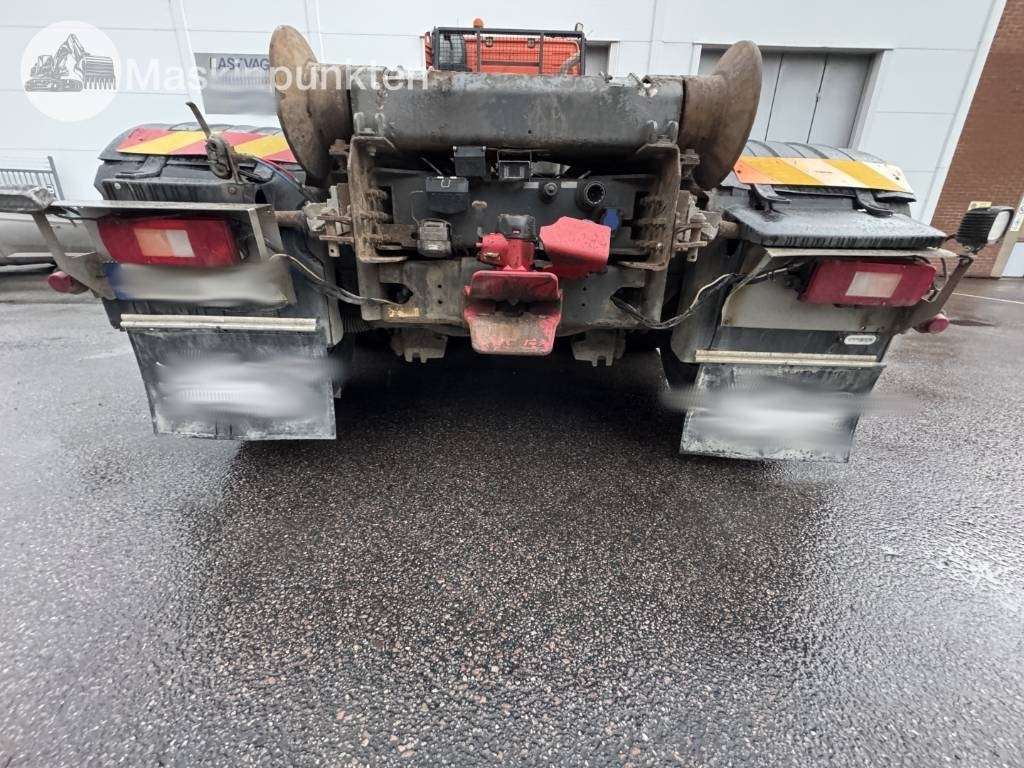 Volvo FH 8*4 Tridem lastväxlare - Hook lift truck: picture 3 Volvo FH 8*4 Tridem lastväxlare - Hook lift truck: picture 3