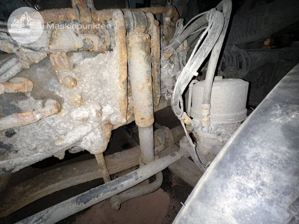 Container transporter/ Swap body truck Volvo FM 460 LAXO TMA: picture 39