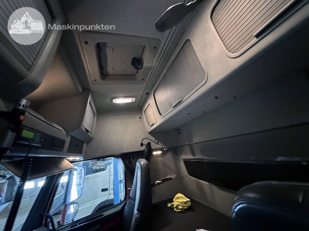 Container transporter/ Swap body truck Volvo FM 460 LAXO TMA: picture 16