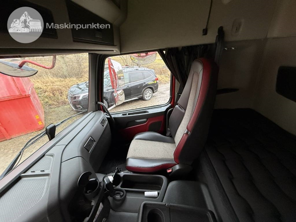 Tipper Volvo FMX 540: picture 18