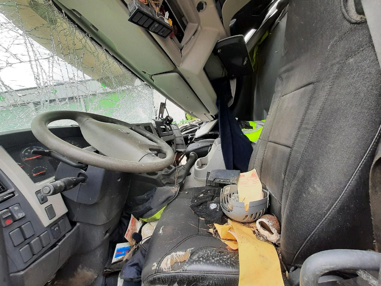 Tank truck VOLVO FL 280 CITERNE: picture 7 Tank truck VOLVO FL 280 CITERNE: picture 7