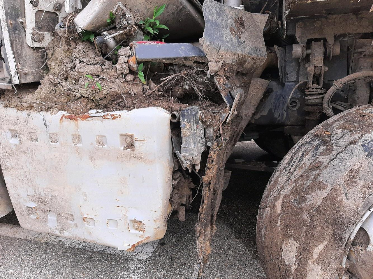 Tank truck VOLVO FL 280 CITERNE: picture 16 Tank truck VOLVO FL 280 CITERNE: picture 16