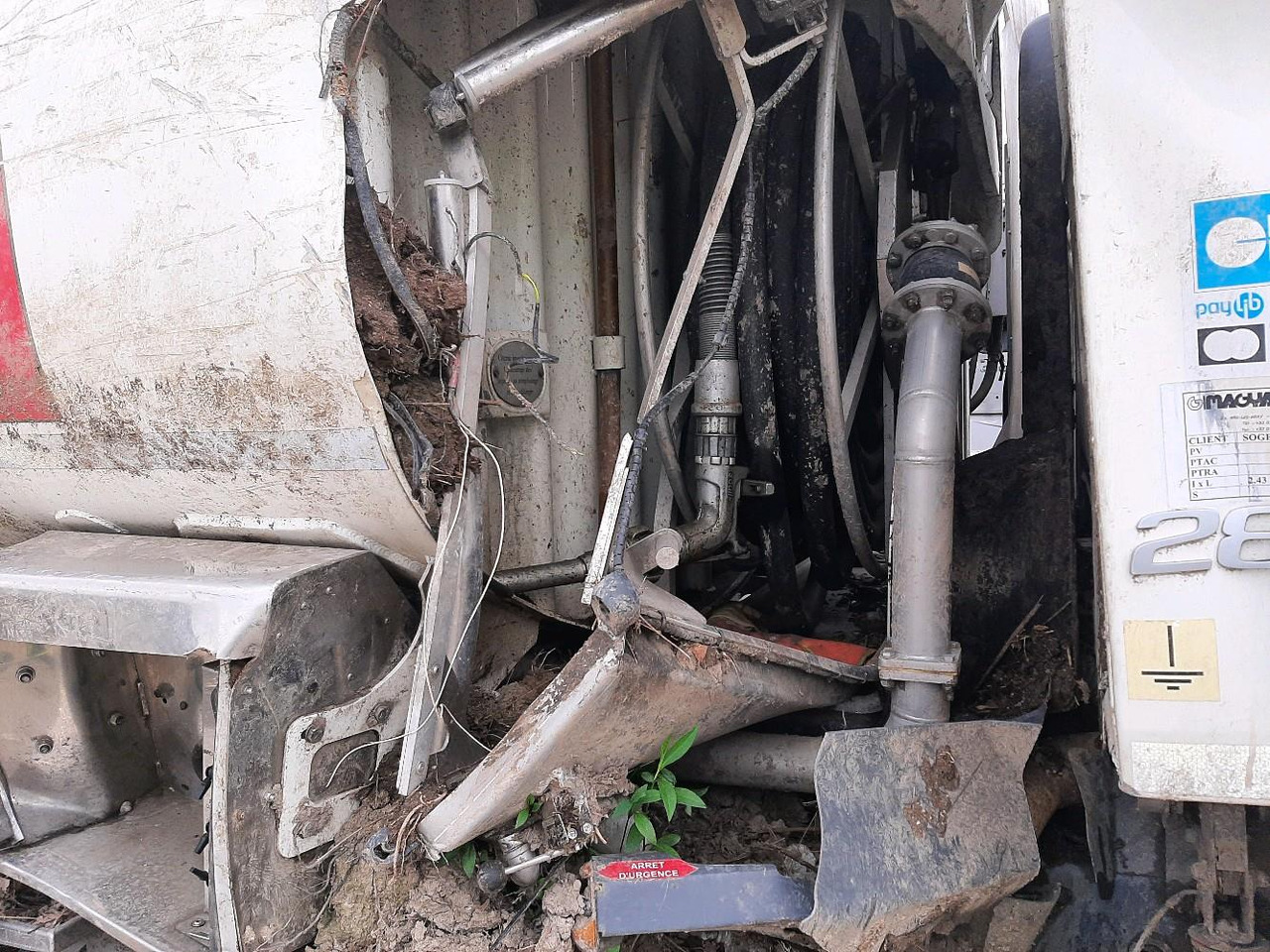 Tank truck VOLVO FL 280 CITERNE: picture 15 Tank truck VOLVO FL 280 CITERNE: picture 15