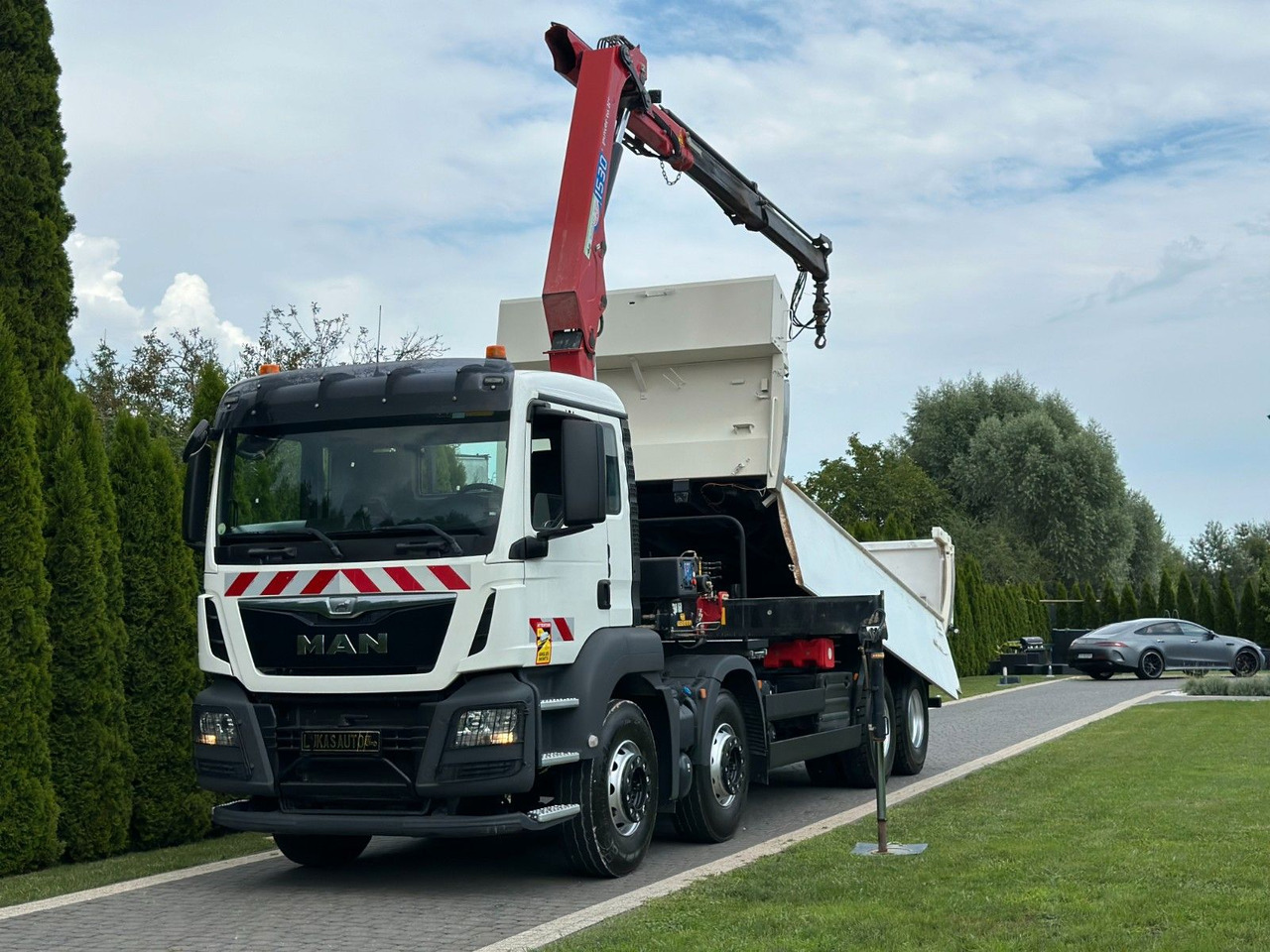 MAN TGS 440 / 8x4 /CRANE HMF 1530/ TIPPER - Tipper, Crane truck: picture 1 MAN TGS 440 / 8x4 /CRANE HMF 1530/ TIPPER - Tipper, Crane truck: picture 1